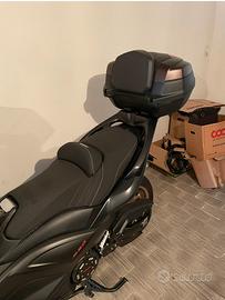 bauletto 50L  + staffa Yamaha t-max 2012-2016