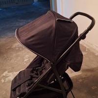 passeggino HAUCK  robusto e maneggevole