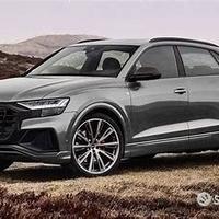 Ricambi audi q8 2022