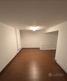 Studio Industriale Creativi - Stanza e Postazioni