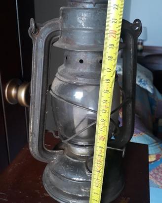 Lampada a petrolio