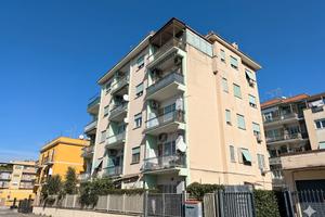 Tor Sapienza - trilocale con possibilità box auto