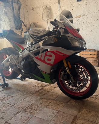 Rsv4 rf super pole 2018