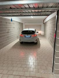 Box auto garage mq 44,35 zona piscina