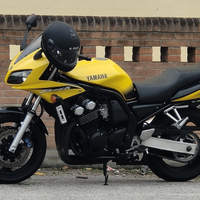 Yamaha Fazer 600