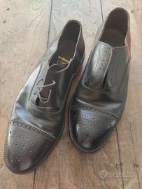 Scarpa uomo stringata