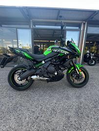 KAWASAKI Versys 650 .