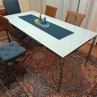 Tavolo Torsby Ikea piano in vetro