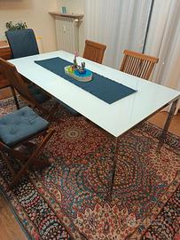 Tavolo Torsby Ikea piano in vetro