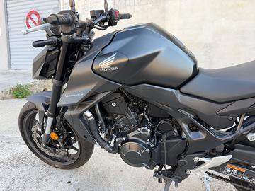 HONDA CB 750 HORNET 2025
