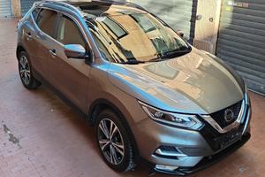 Nissan Qashqai 1.5 dCI N-Connecta + Barre + Baule