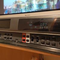 Videoregistratore VHS funzionante 