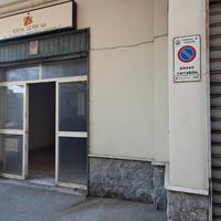 LOCALE COMMERCiALE C/1 MQ 50 * ViA INDiPENDENZA CA
