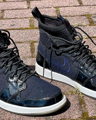Air Jordan 1 Retro Ultra High "Space Jam"