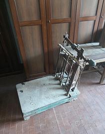 Bascula antica a stadera / Bilancia a piattaforma 