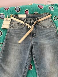 Jeans nuovi