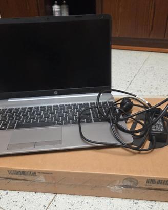 HP 255G8 R5-5500U 15 16GB PC 3V5J1EA