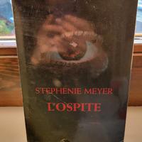 Libro L'OSPITE