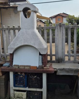 barbecue in pietra 