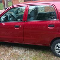 Suzuki Alto 1.1 4 posti