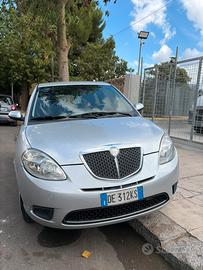LANCIA Y