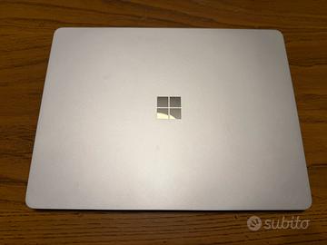 Microsoft Surface laptop 13 in garanzia