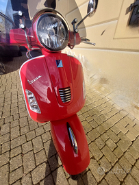 Vespa piaggio 300 gts ie