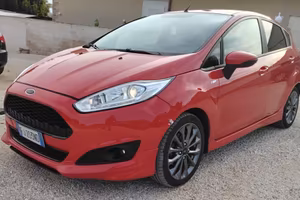 Ford Fiesta 1.5 TDCi 75CV 5 porte ST-Line