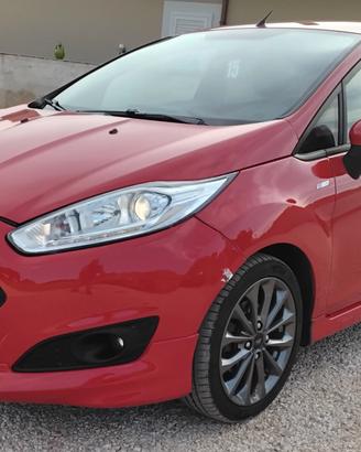 Ford Fiesta 1.5 TDCi 75CV 5 porte ST-Line
