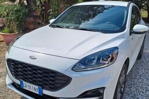 Ford Kuga ST Line plug-in Hybrid anno 2024