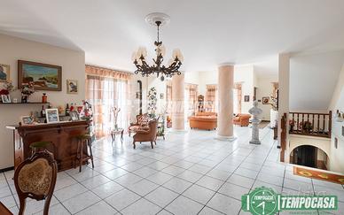 Splendida Villa con Box doppio