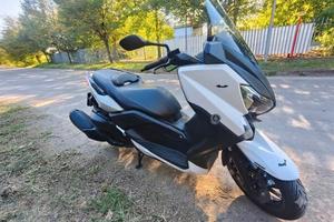 Yamaha X-Max 400 _ Perfetto e Ultramantenuto