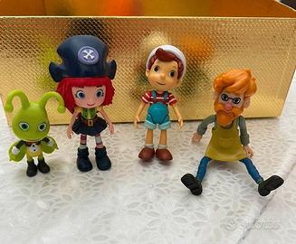 Figure pinocchio and friends