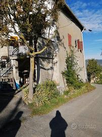 CASA SEMINDIPENDENTE A TOANO