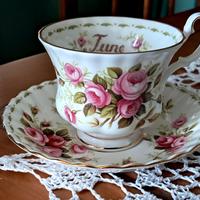 Tazza da tè Royal Albert giugno 