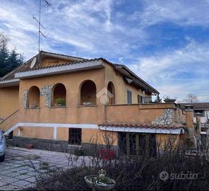 VILLA SINGOLA A ROCCA PRIORA