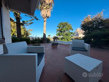 Villa 10 posti + 3 bagni