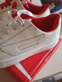 Come nuove scarpe sportive ed eleganti 