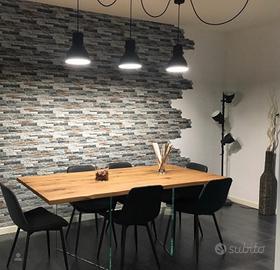 Tavolo con sei sedie