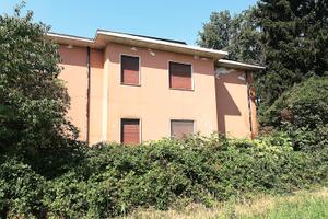 Villa e terreni agricoli