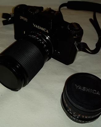 Yashica FR + 2 teleobiettivi + borsa in omaggio