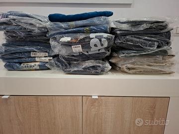 Stock di 32 pantaloni da lavoro nuovi 