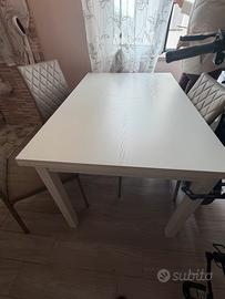 Tavolo e sedie