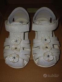 Sandalini bianchi Chicco n. 25 da bambina