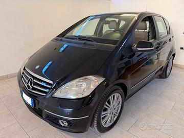 Mercedes-benz A 160 CDI AUTOMATICA Premium TAGLIAN