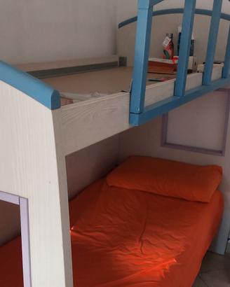 Letto a castello con armadio e scala con cassetto 