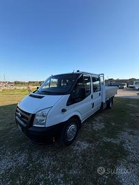 Ford transit doppia cabina