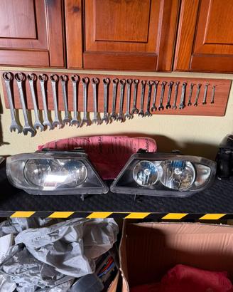Coppia fari anteriori BMW E90