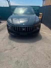 Pezzi di Ricambio Maserati Levante 3000 TDI anno 2