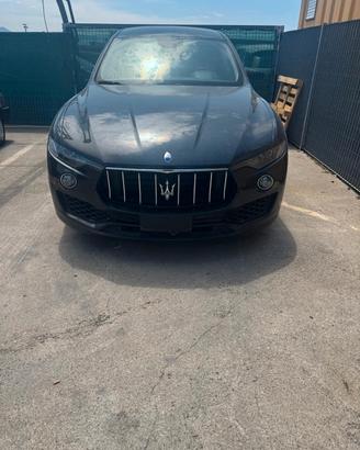 Pezzi di Ricambio Maserati Levante 3000 TDI anno 2